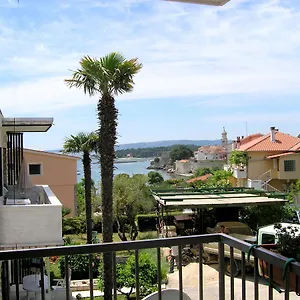 Iskra Appartamento Krk Town
